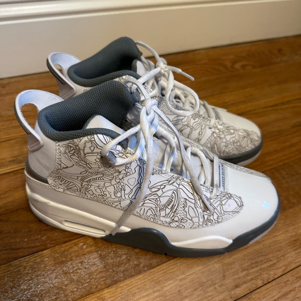 Nike Air Jordan Dub Zero size 6Y White / Grey